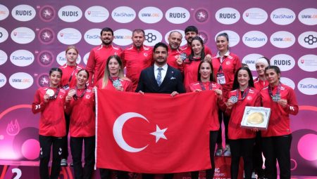 Bayan Güreş Ulusal Kadrosu, Avrupa ikincisi oldu