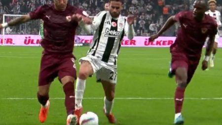 Beşiktaş’ın kazandığı penaltılar gerçek mu? Eski hakemler son noktayı koydu