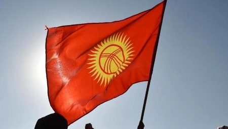 Kırgızistan’da istihbarat darbeye pürüz oldu!