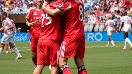 Kerem ve Orkun’lu Benfica, Bayern’i devirdi